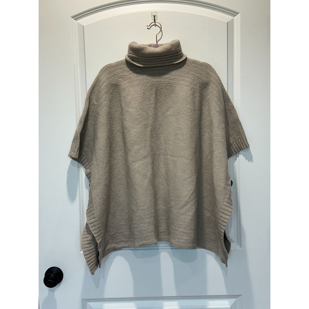Adrienne Vittadini Wool Yak Blend Tan Turtleneck Poncho Size Medium